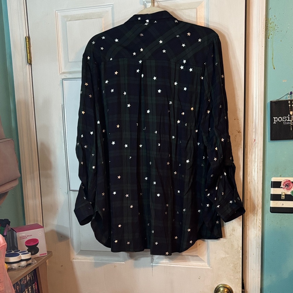 Rock & Republic Size XXL Navy Blue and Green Star-Embellished Shirt - Picture 7 of 8